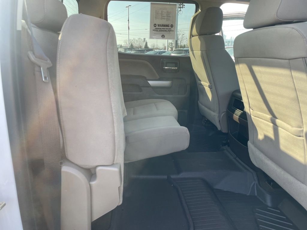 Used 2018 Chevrolet Silverado 1500 LT w/ All Star Edition image 35