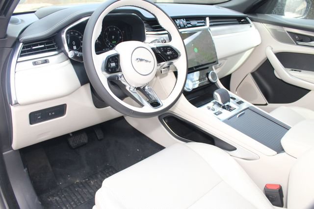 New 2026 Jaguar F-PACE R-Dynamic S image 14