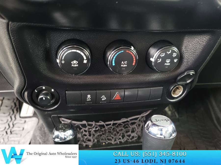 Used 2017 Jeep Wrangler Unlimited Sport w/ Quick Order Package 24S AWD/4WD image 21
