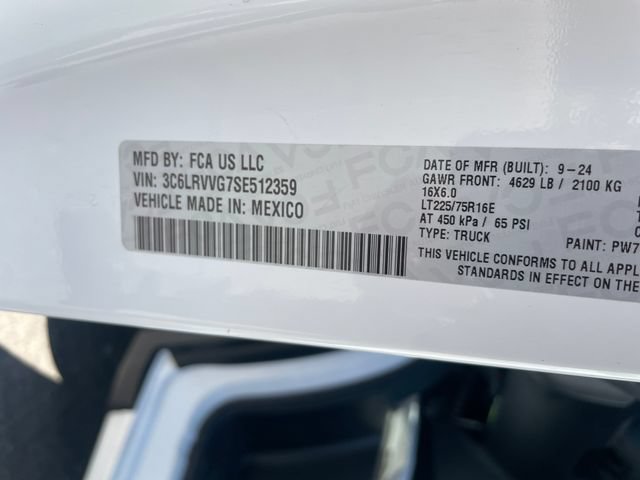 Used 2025 RAM ProMaster 2500 w/ Convenience Group FWD image 29