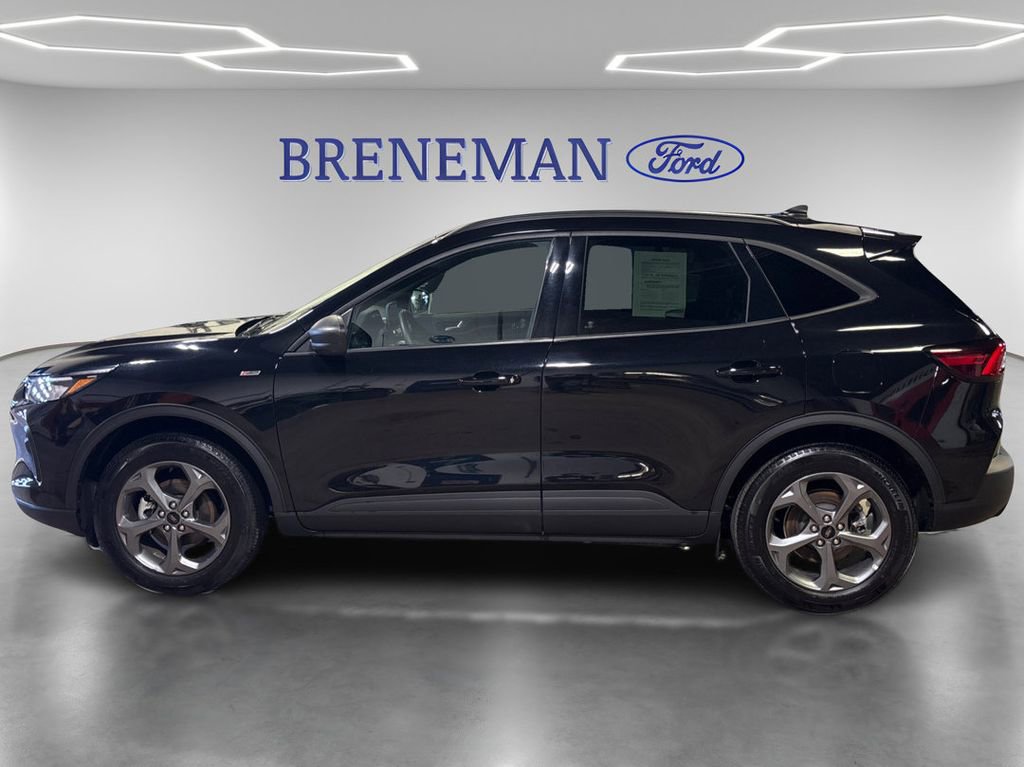 Certified 2025 Ford Escape ST-Line AWD/4WD image 8