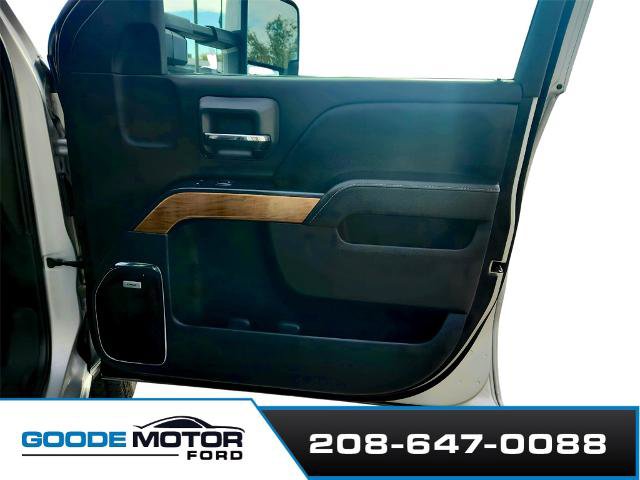 Used 2019 Chevrolet Silverado 3500 LTZ w/ Duramax Plus Package image 26