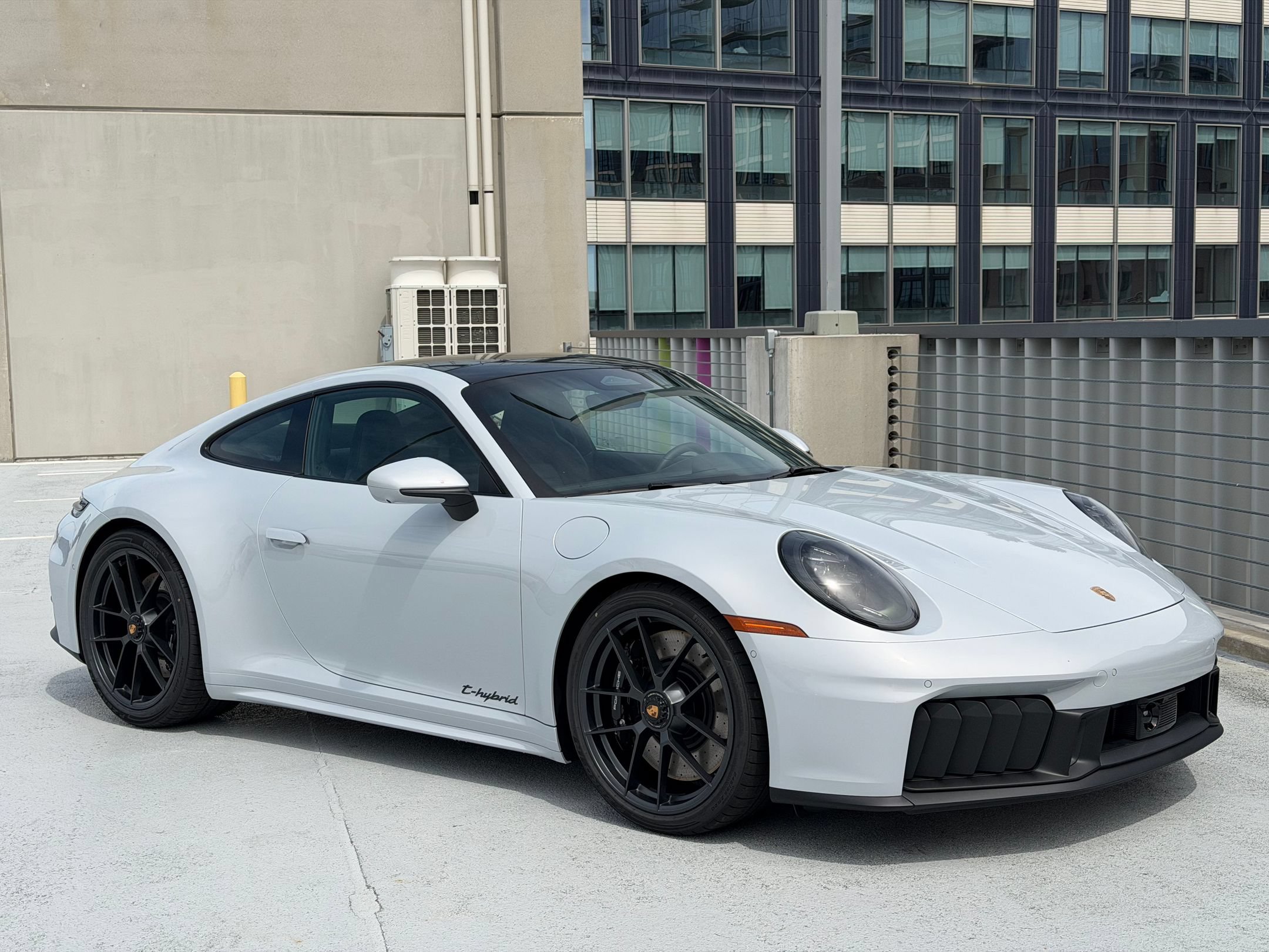 Certified 2026 Porsche 911 Carrera GTS RWD image 9
