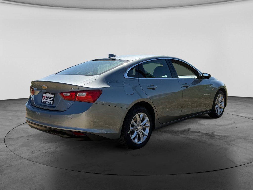 Used 2024 Chevrolet Malibu LT FWD image 9