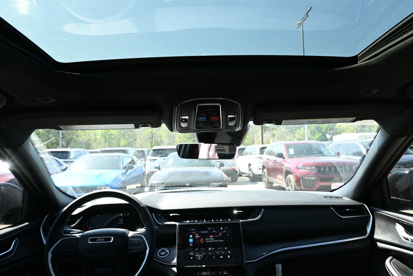 New 2026 Jeep Grand Cherokee Laredo X AWD/4WD image 18