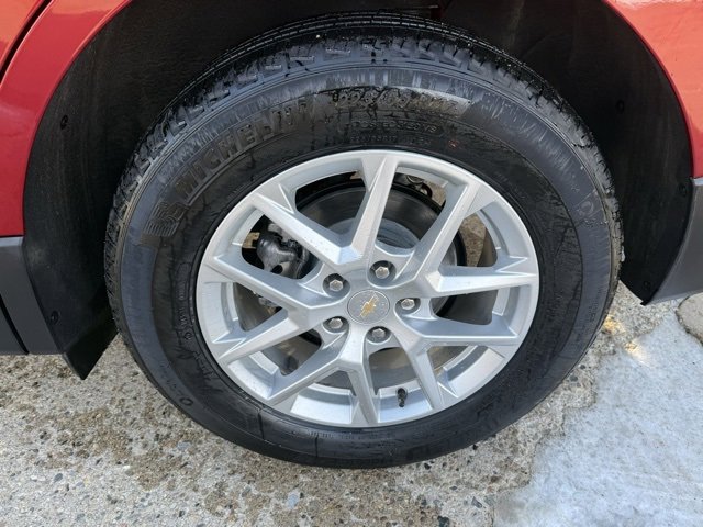 Used 2024 Chevrolet Equinox LT image 10