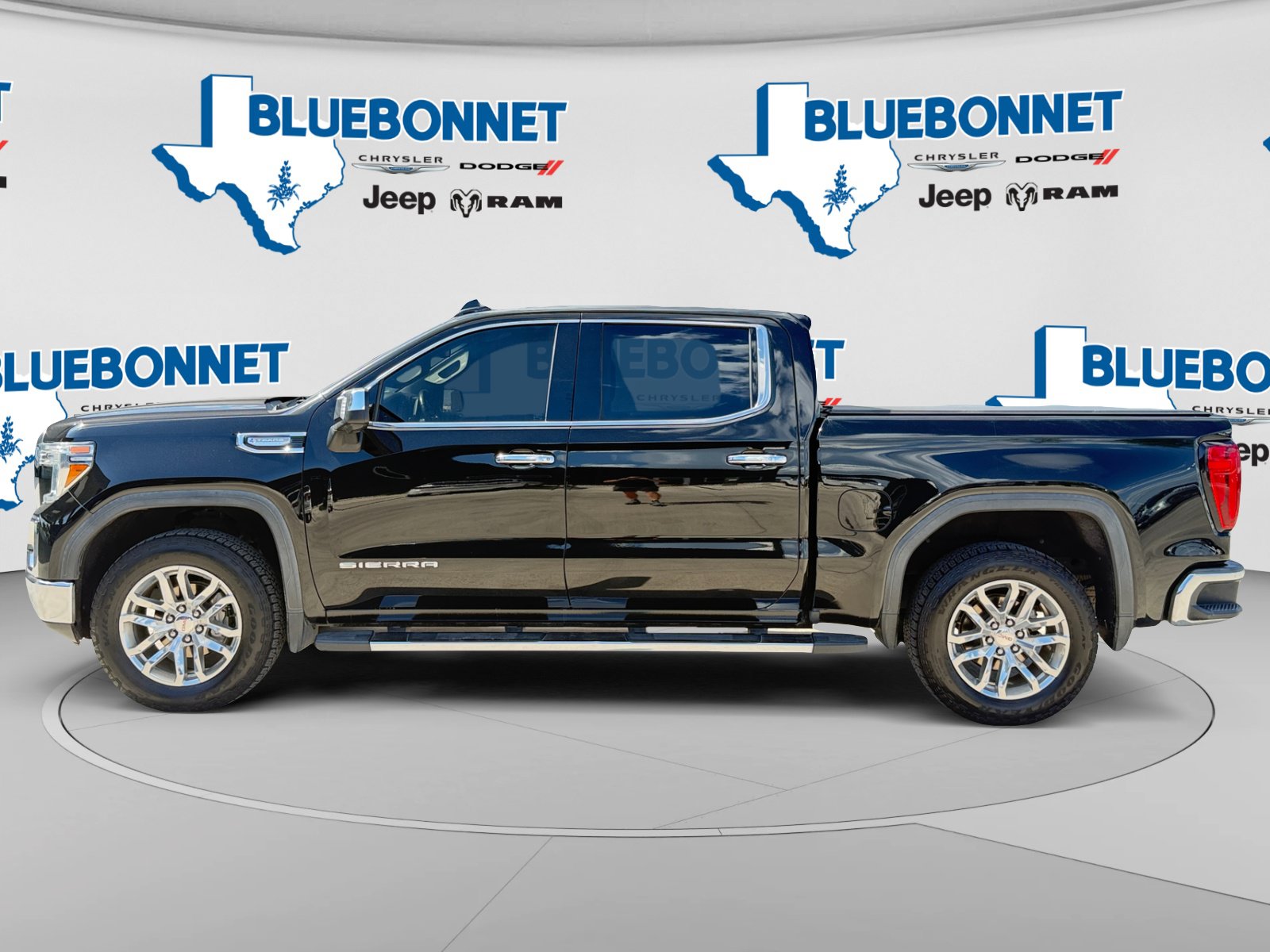 Used 2019 GMC Sierra 1500 SLT RWD image 8