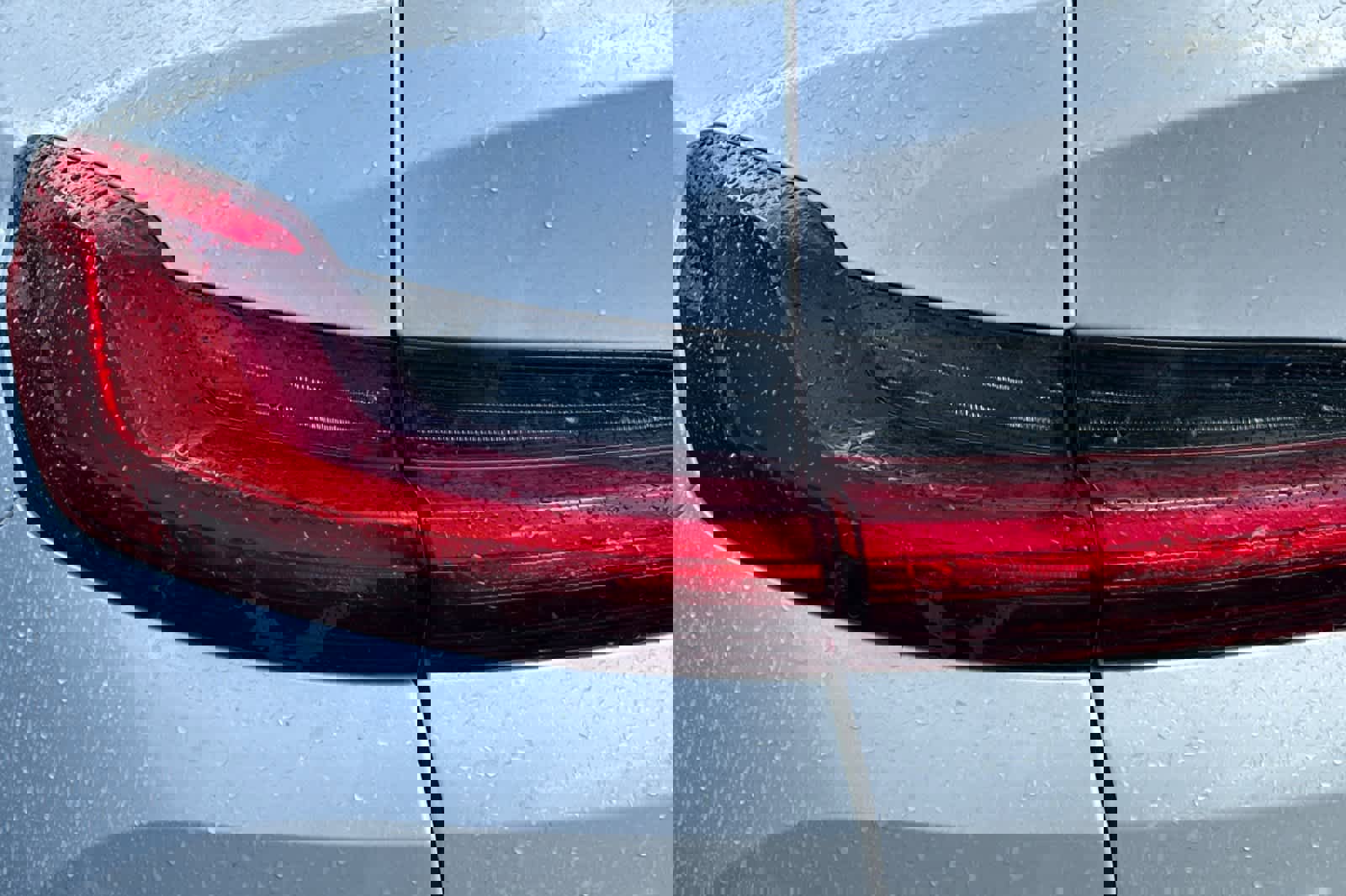 Used 2024 BMW X4 xDrive30i w/ Premium Package image 14