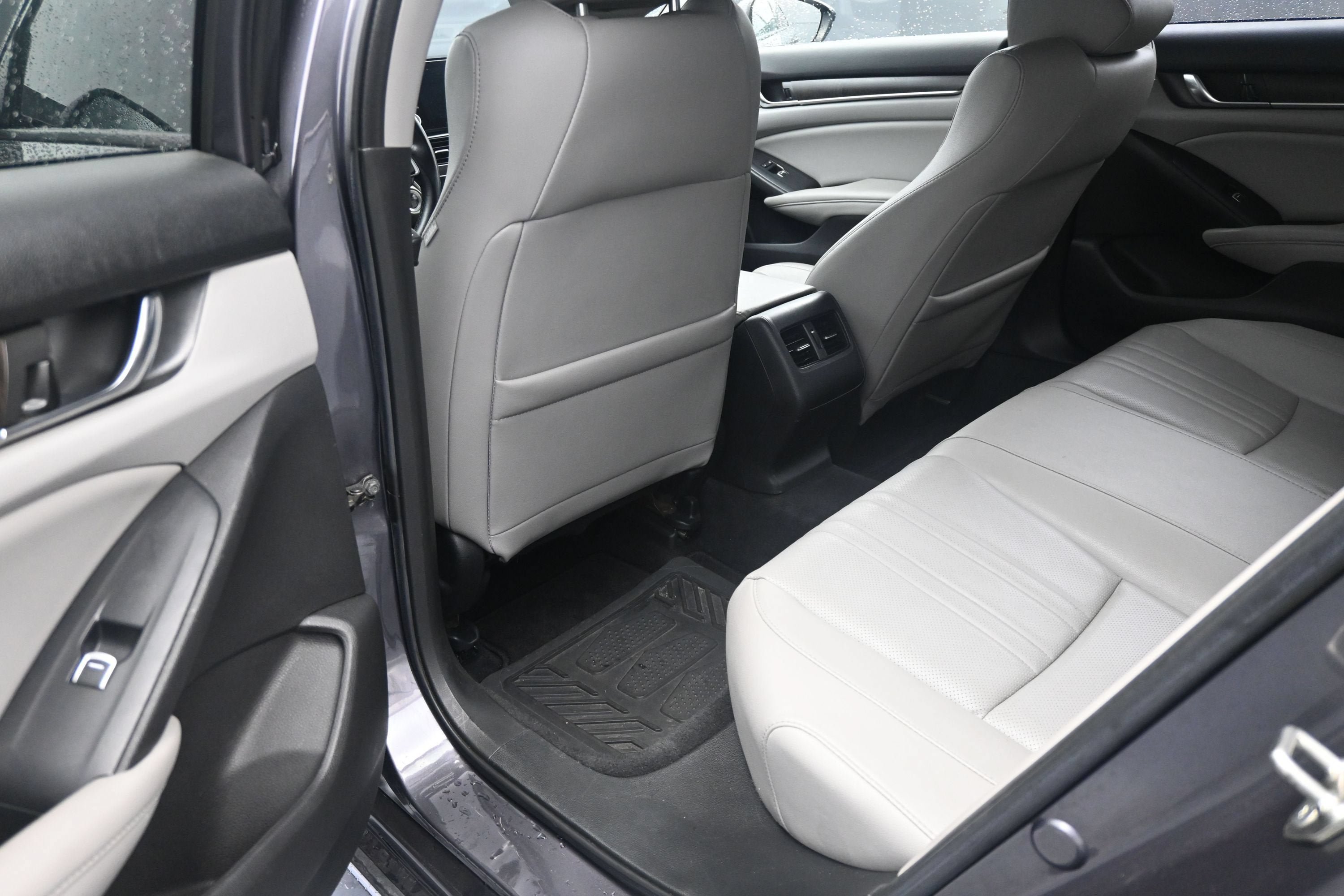Used 2019 Honda Accord EX-L image 25