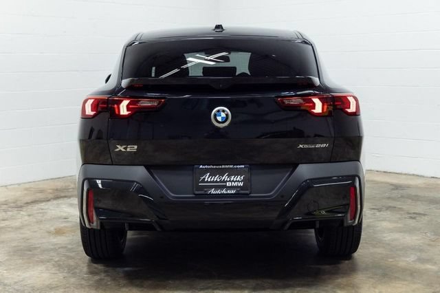 Certified 2025 BMW X2 xDrive28i w/ Technology Package AWD/4WD image 9