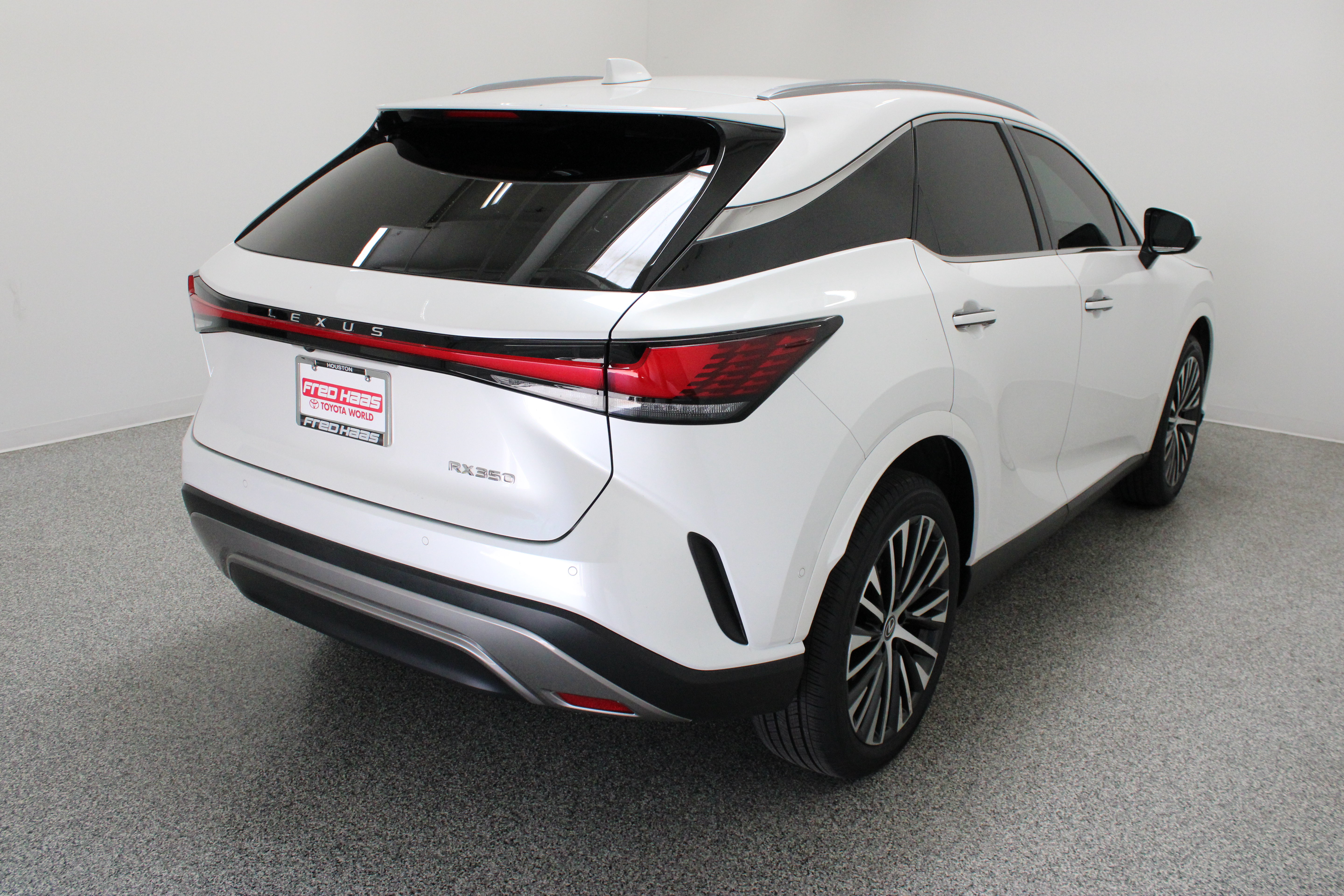 Used 2024 Lexus RX 350 Premium Plus w/ Convenience Package FWD image 7