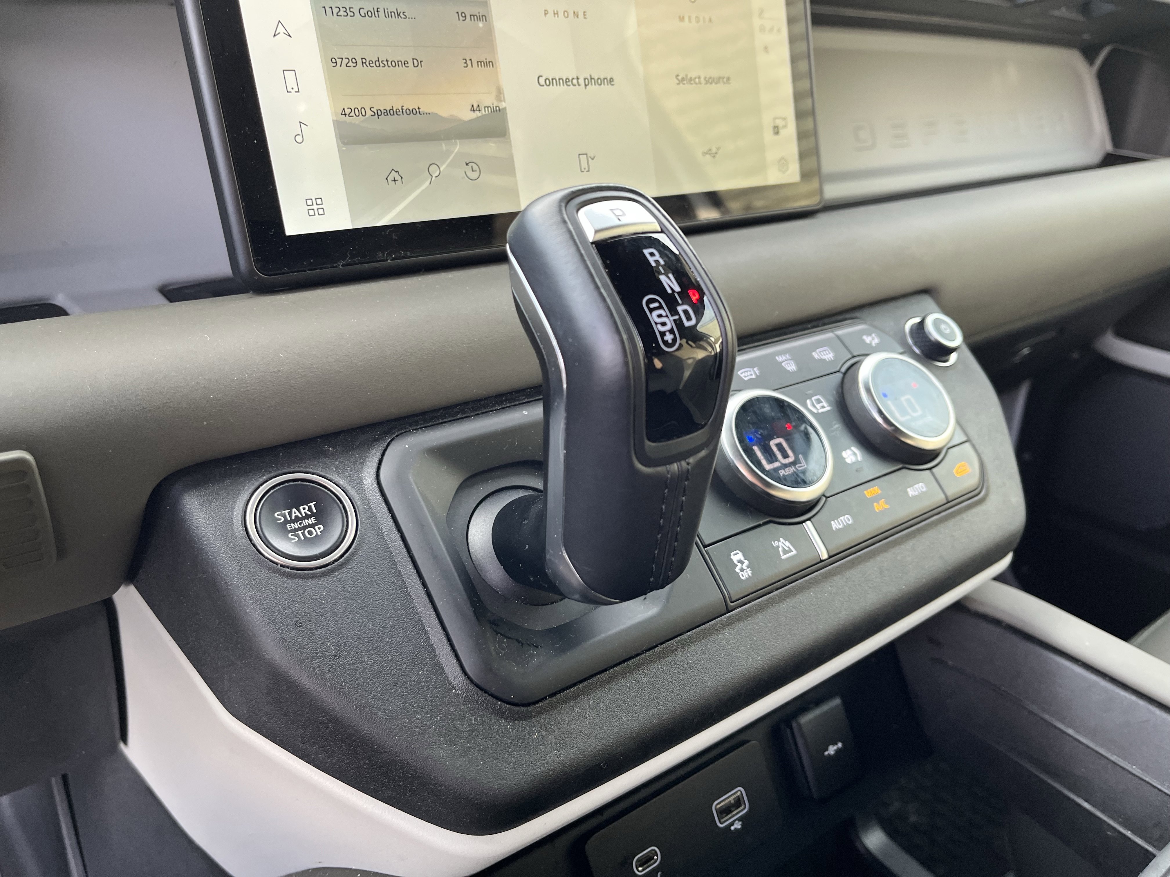 Certified 2024 Land Rover Defender 110 S image 26