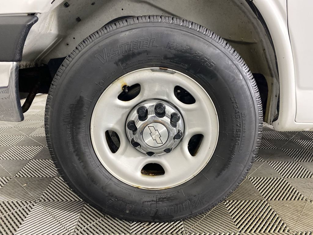 Used 2016 Chevrolet Express 3500 LT w/ LT Preferred Equipment Group image 31