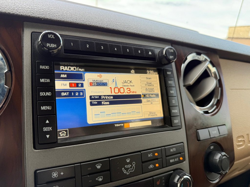 Used 2012 Ford F350 Lariat w/ Lariat Ultimate Pkg image 36