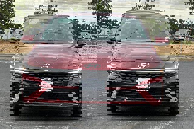 New 2025 Hyundai Elantra SEL image 6