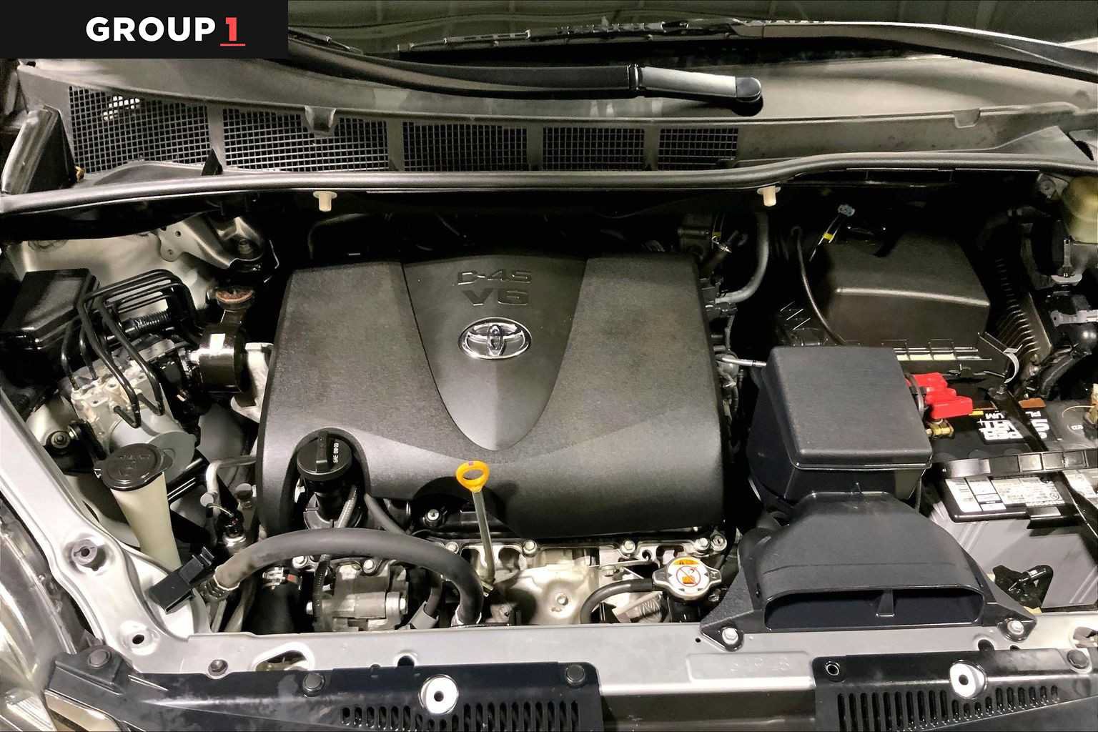 Used 2017 Toyota Sienna SE FWD image 32