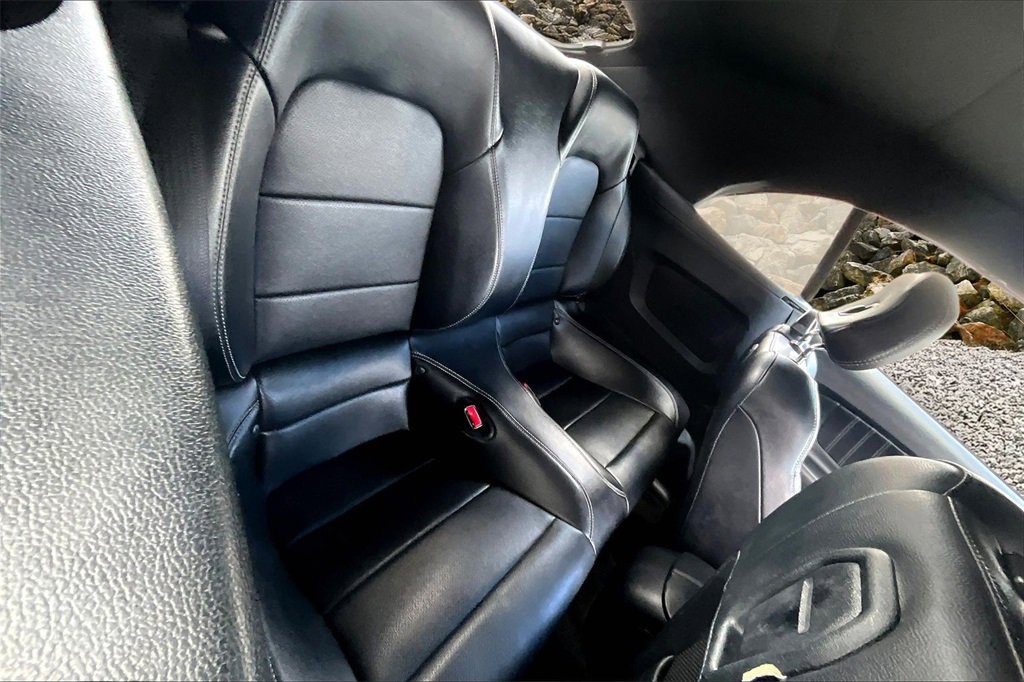 Used 2016 Ford Mustang Premium image 21
