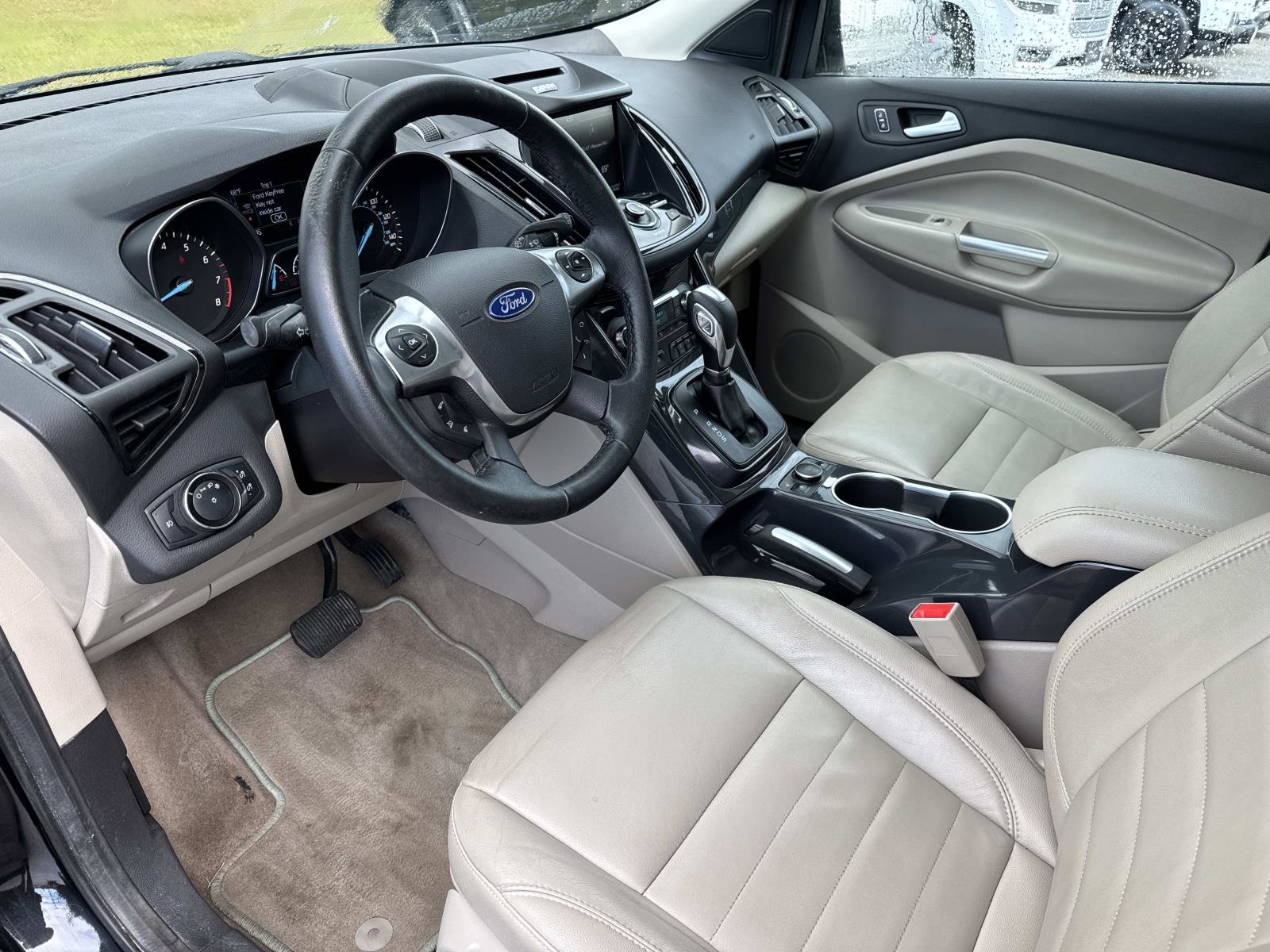 Used 2014 Ford Escape Titanium w/ Equipment Group 401A AWD/4WD image 24