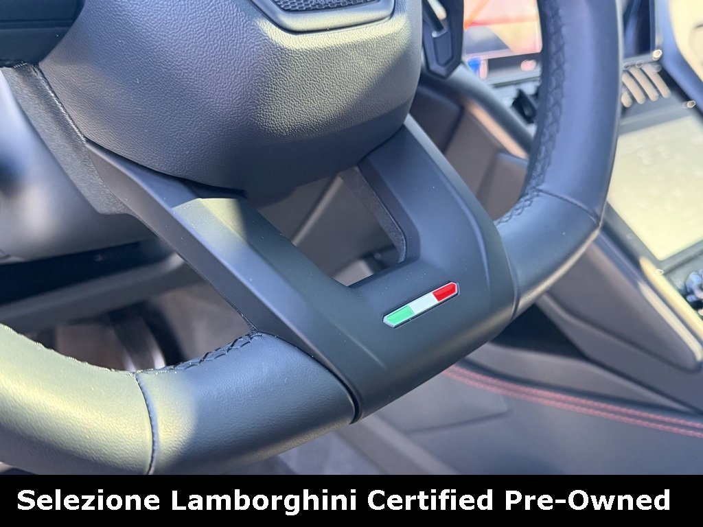 Used 2024 Lamborghini Urus S image 32