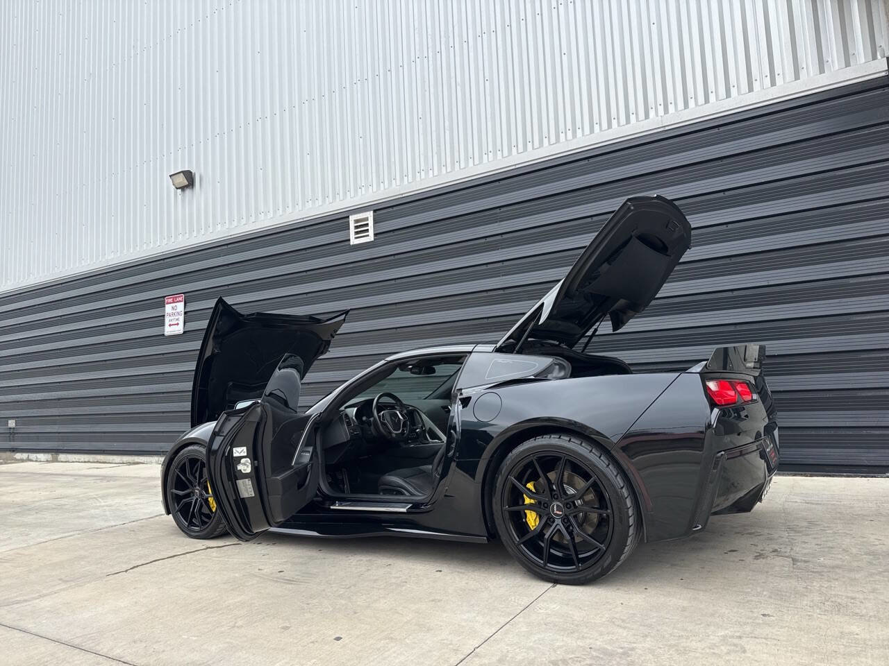 Used 2014 Chevrolet Corvette Stingray Coupe w/ 3LT Preferred Equipment Group image 17