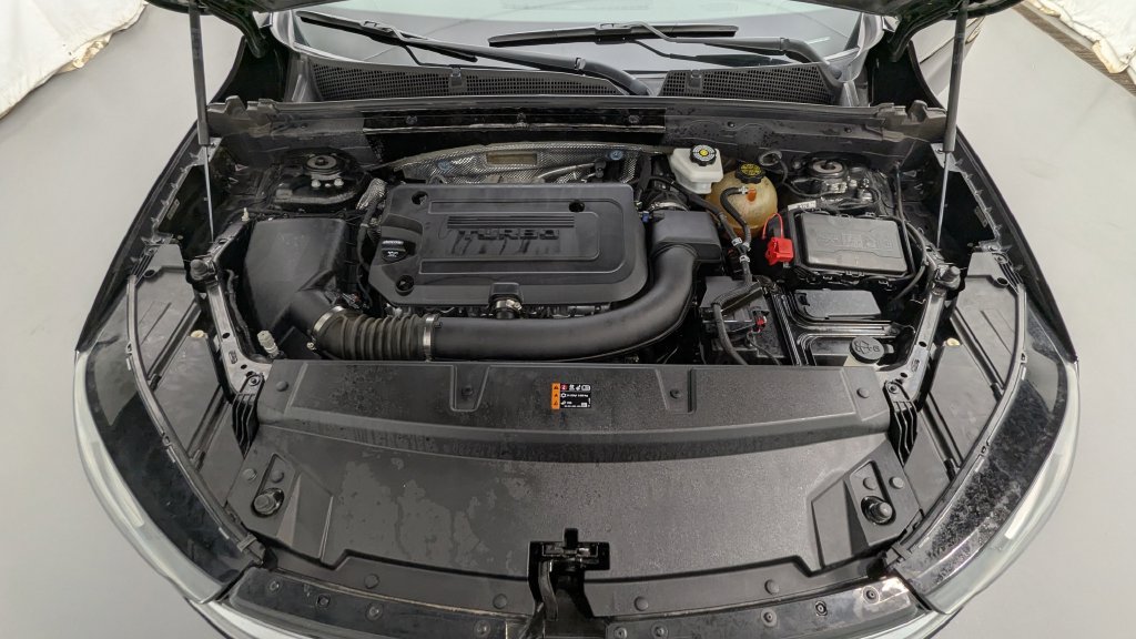 Used 2021 Buick Envision Essence FWD image 34