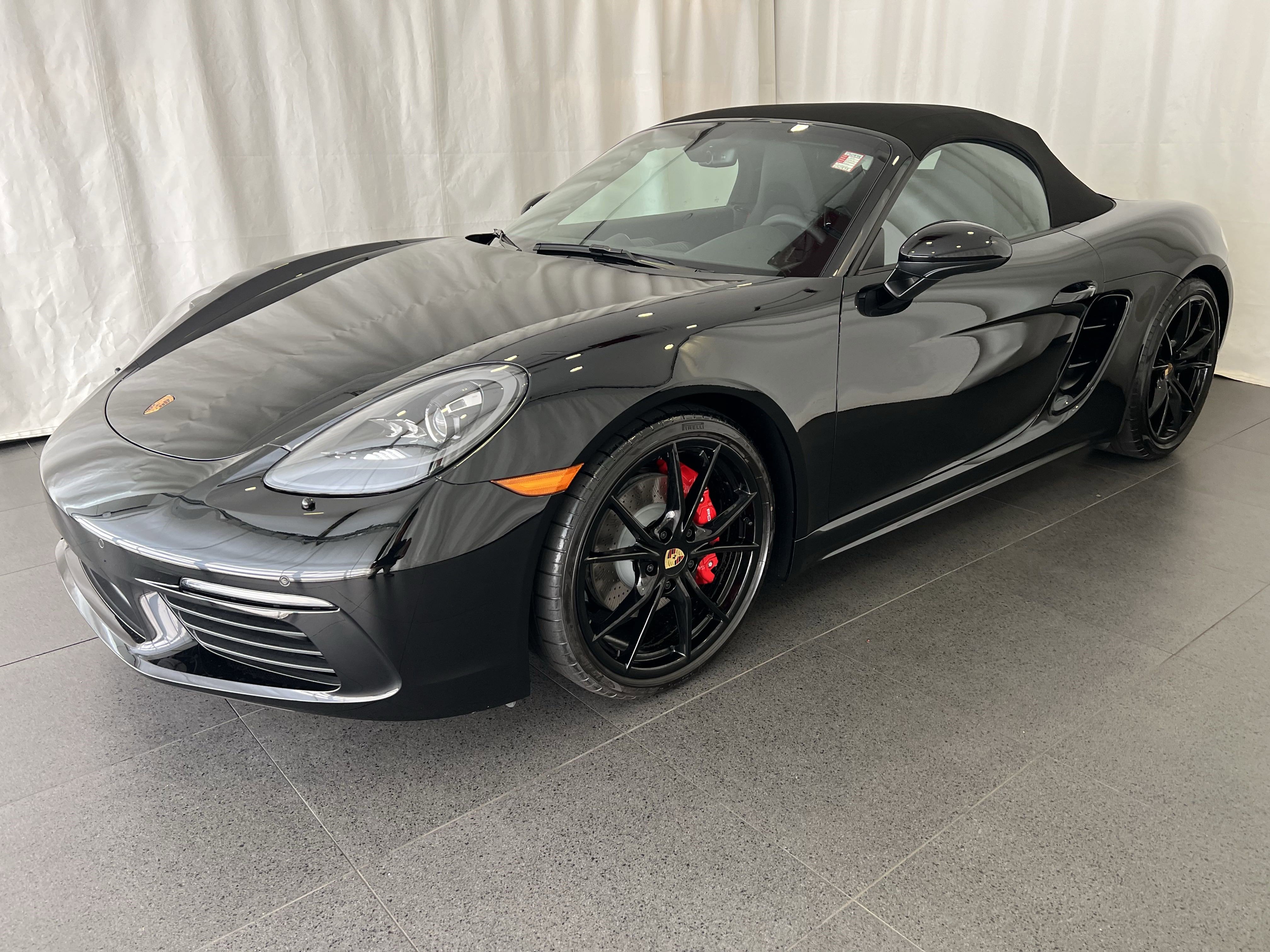 New 2025 Porsche 718 Boxster S 360° Tour