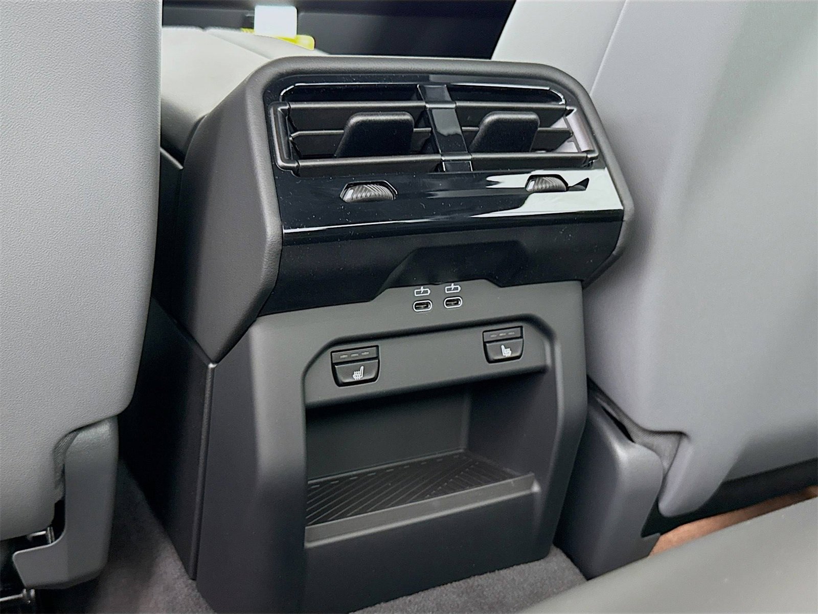 New 2026 BMW 540i xDrive w/ M Sport Package image 27