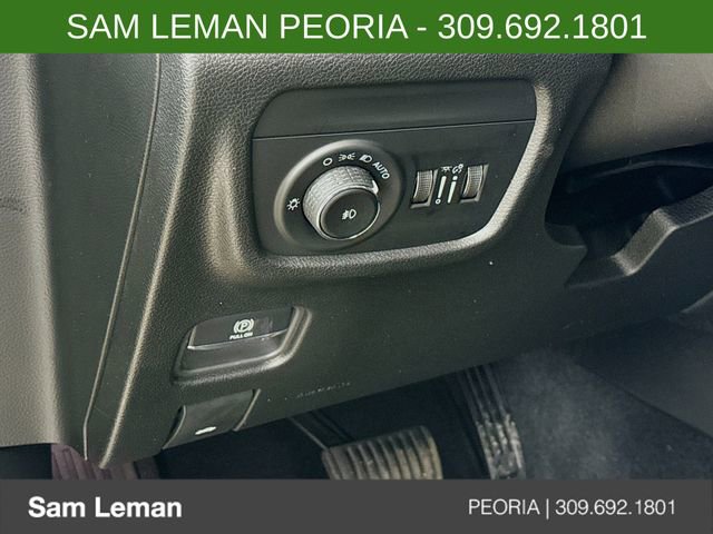 New 2025 Jeep Grand Cherokee L Limited w/ Black Appearance Package image 30