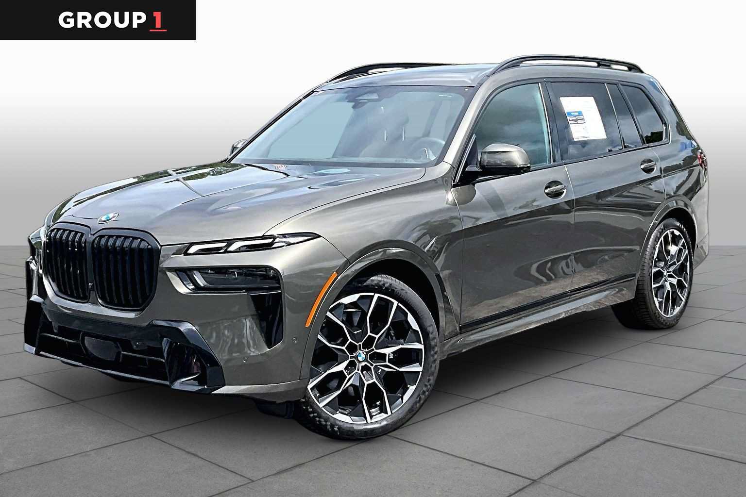 Used 2025 BMW X7 xDrive40i w/ M Sport Package AWD/4WD image 1
