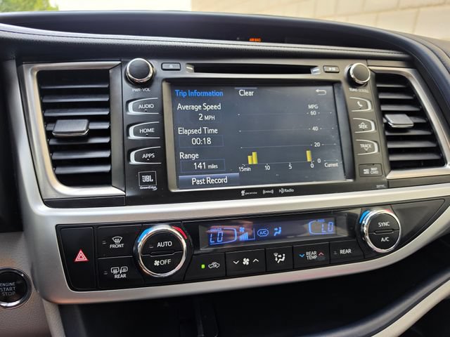 Used 2018 Toyota Highlander Limited AWD/4WD image 53