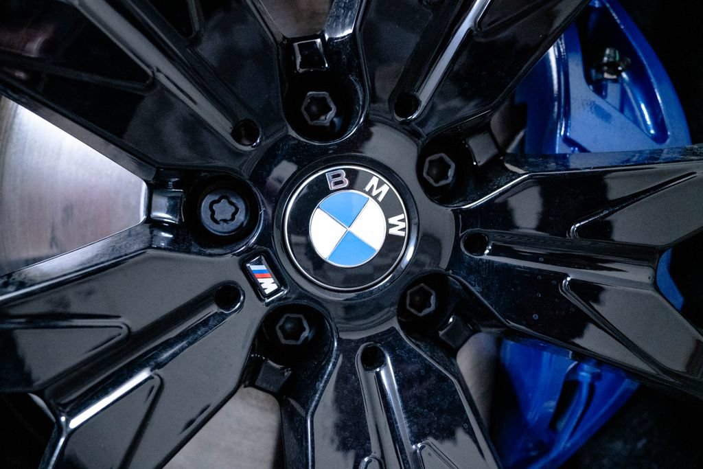 New 2027 BMW X7 M60i w/ Executive Package AWD/4WD image 16