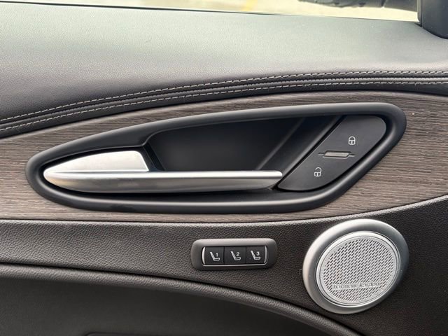 Used 2023 Alfa Romeo Stelvio Ti image 20