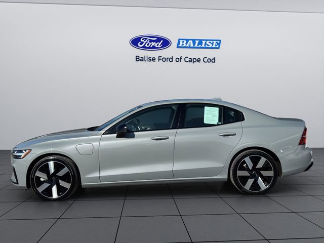 Used 2025 Volvo S60 T8 Ultra w/ Climate Package image 3