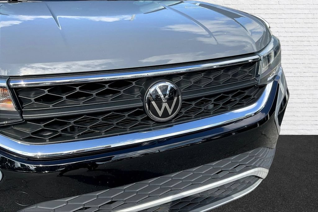 Used 2023 Volkswagen Taos SE FWD image 30