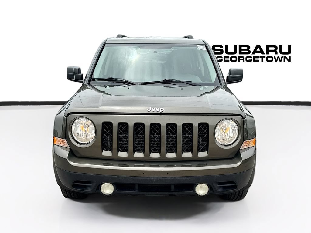 Used 2015 Jeep Patriot High Altitude FWD image 2