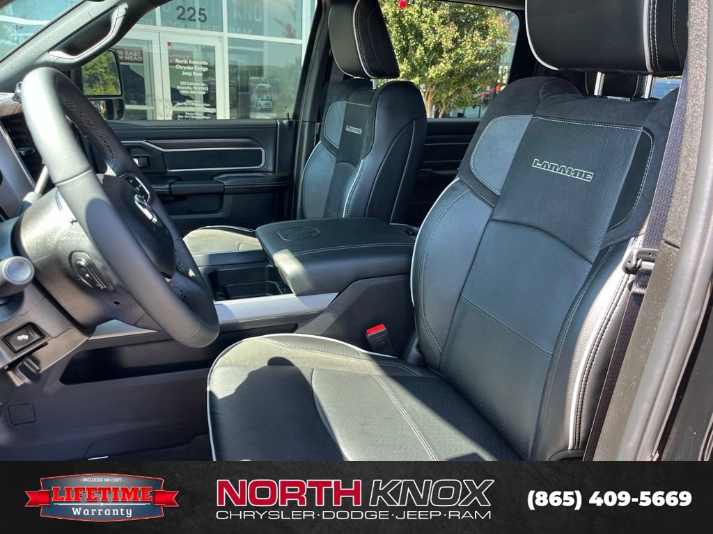 New 2026 RAM 2500 Laramie AWD/4WD image 4