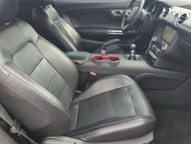 Used 2017 Ford Mustang GT Premium w/ GT Performance Package RWD image 19