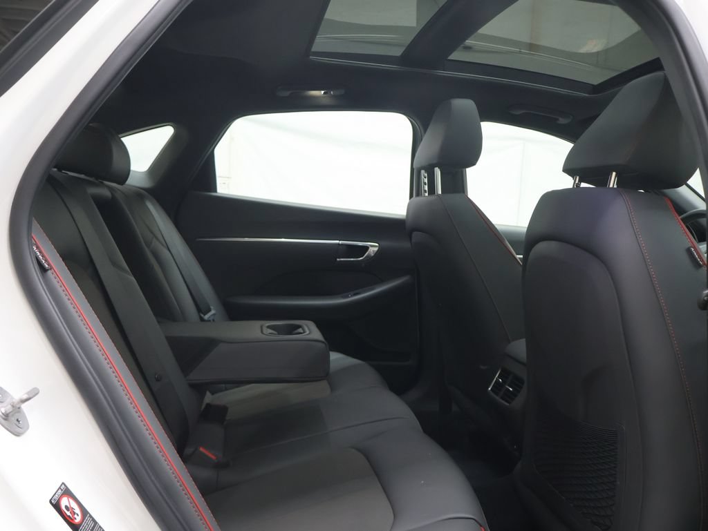 Used 2023 Hyundai Sonata SEL Plus FWD image 12