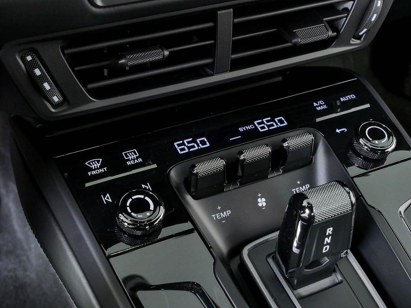 Certified 2026 Porsche 911 Carrera 4S AWD/4WD image 18