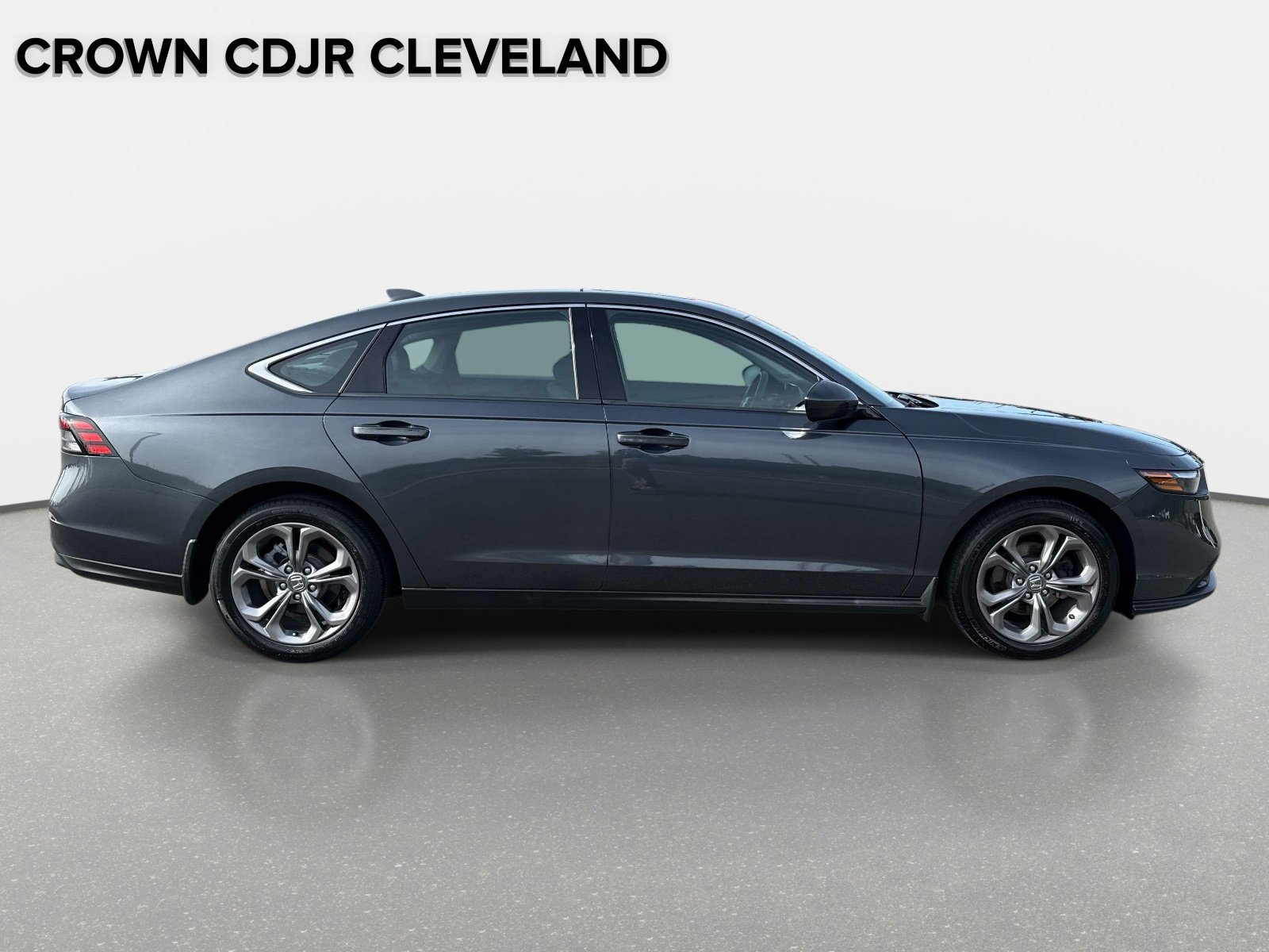 Used 2024 Honda Accord EX image 3