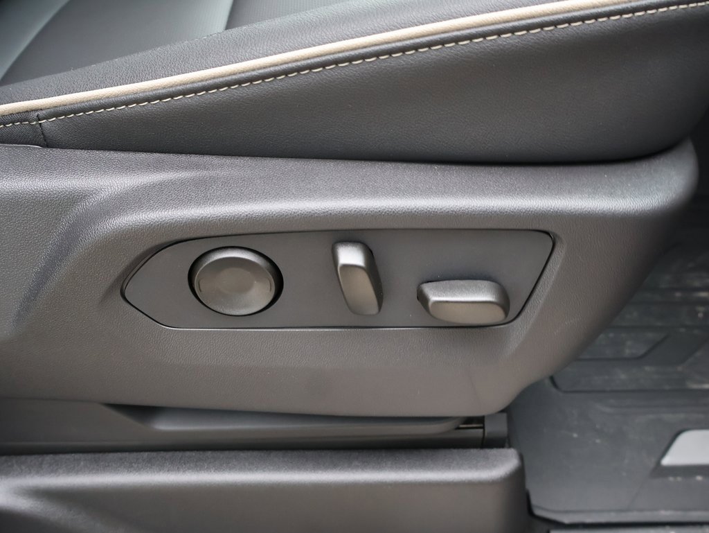 New 2026 GMC Yukon Elevation w/ LPO, Floor Liner Package image 43