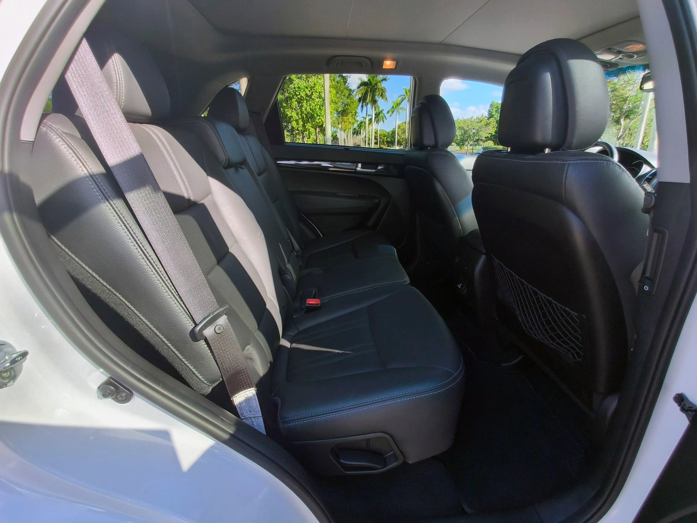 Used 2015 Kia Sorento EX w/ EX V6 Touring Package image 34