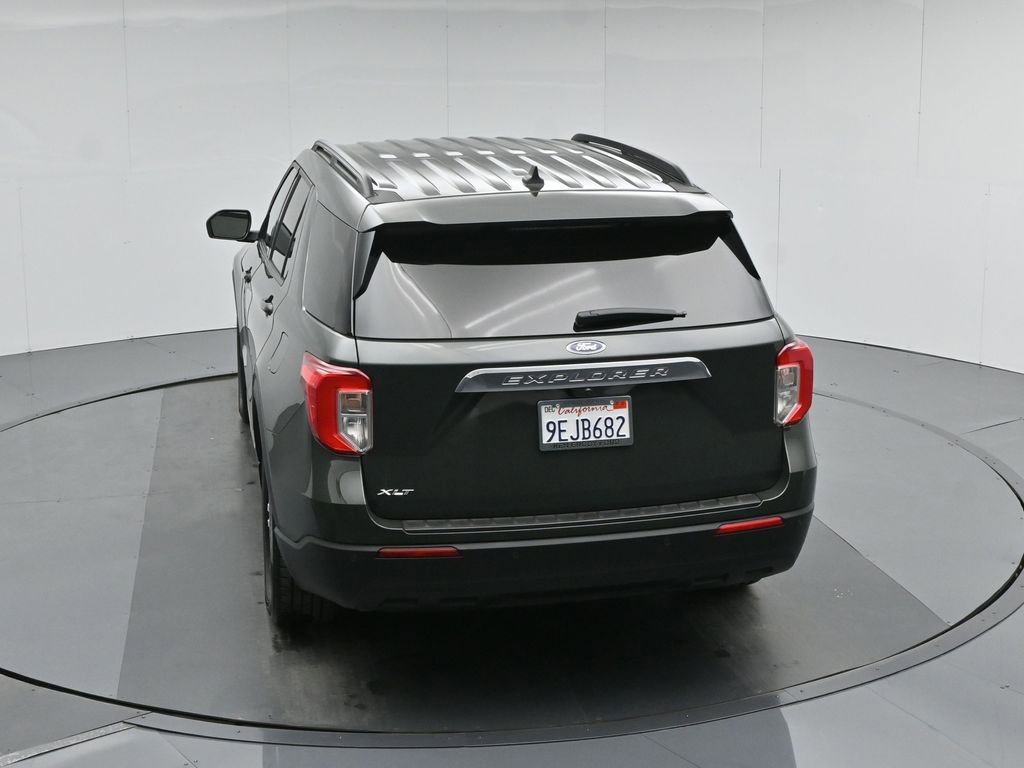 Used 2022 Ford Explorer XLT image 47