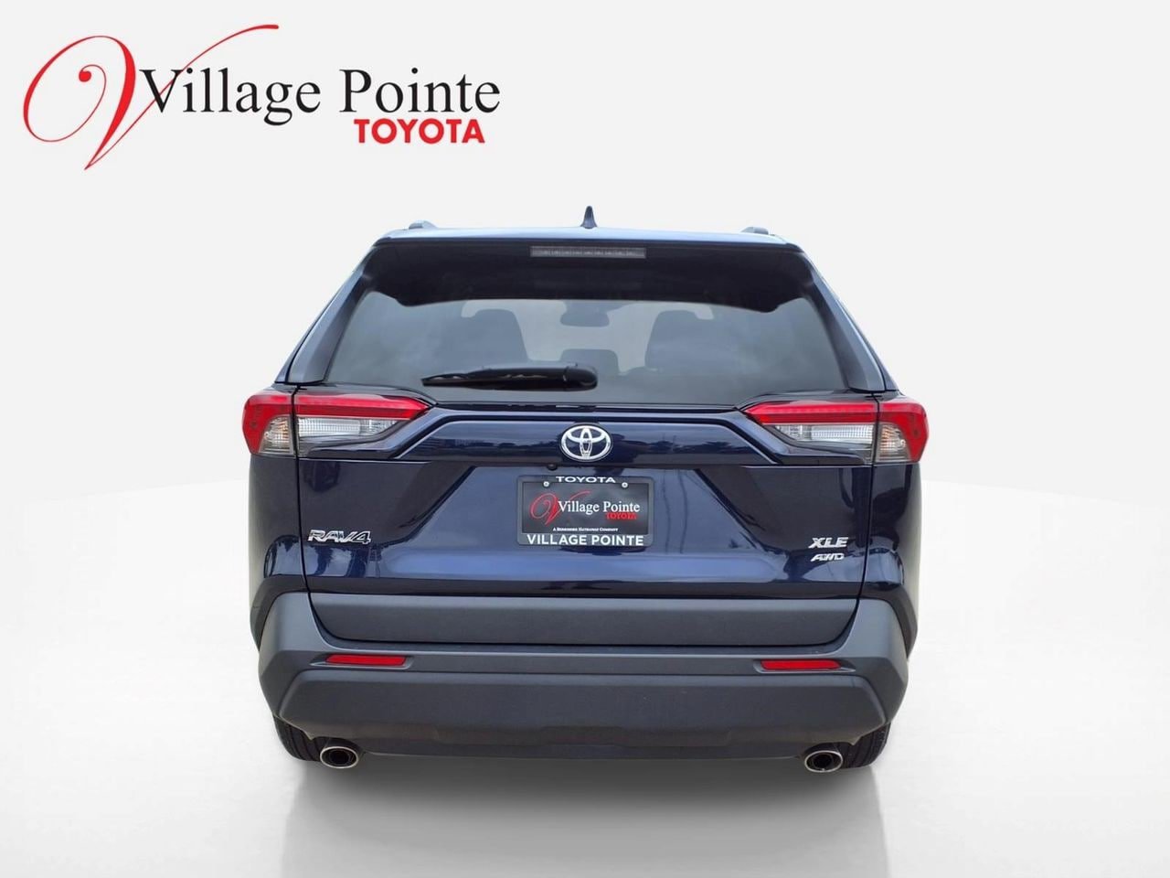 Used 2025 Toyota RAV4 XLE AWD/4WD image 4