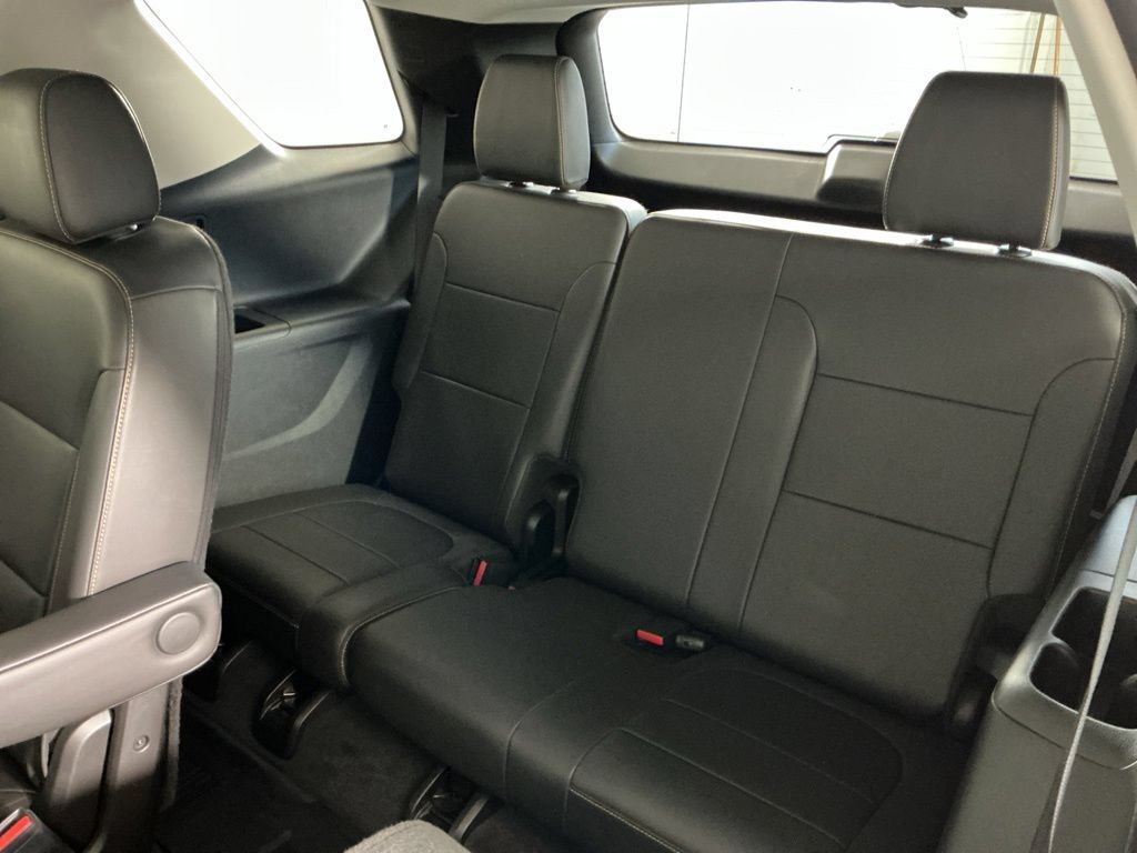 Used 2021 Chevrolet Traverse LT w/ LT Premium Package AWD/4WD image 19