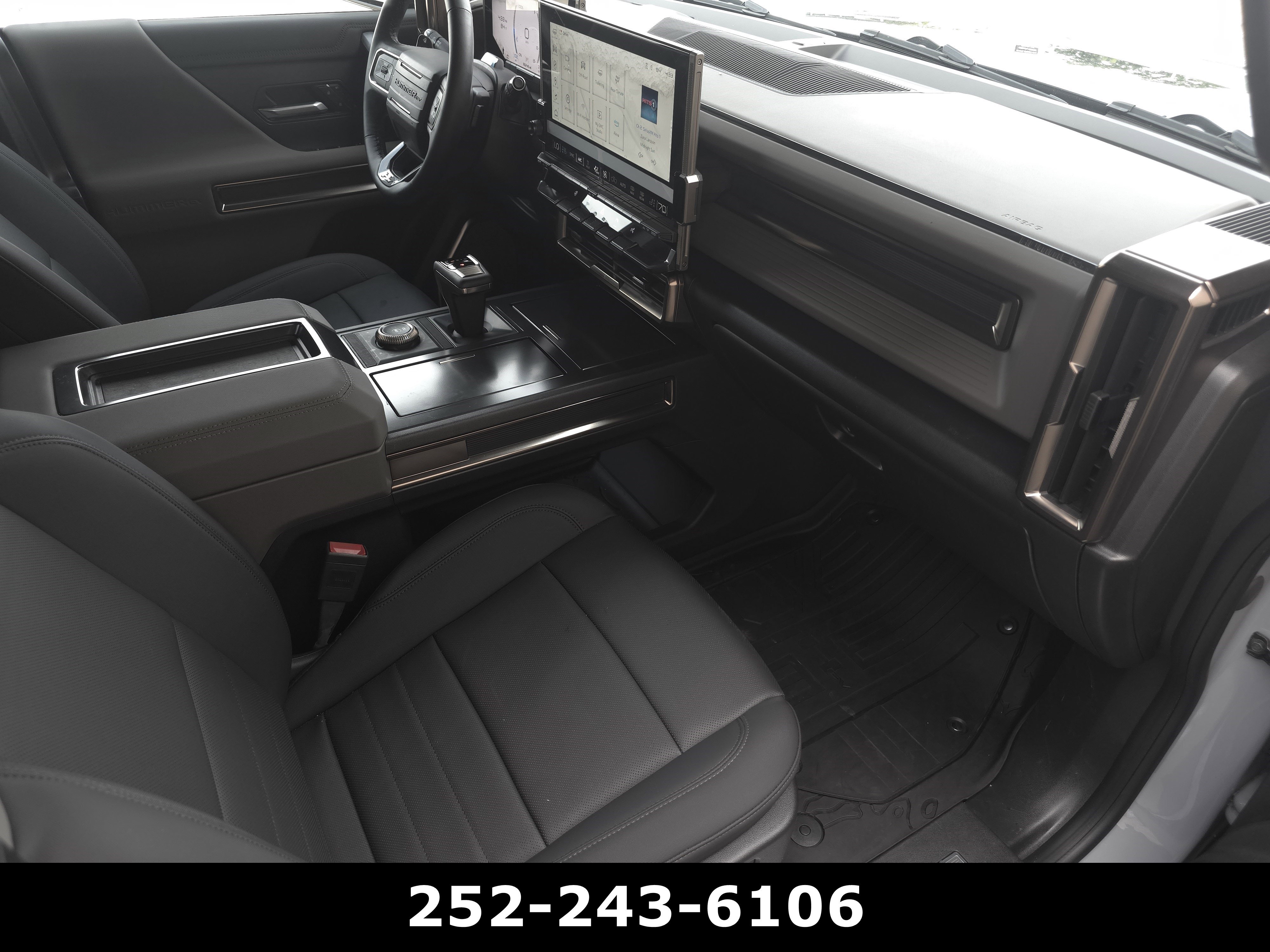 Used 2025 GMC Hummer EV 3X AWD/4WD image 47