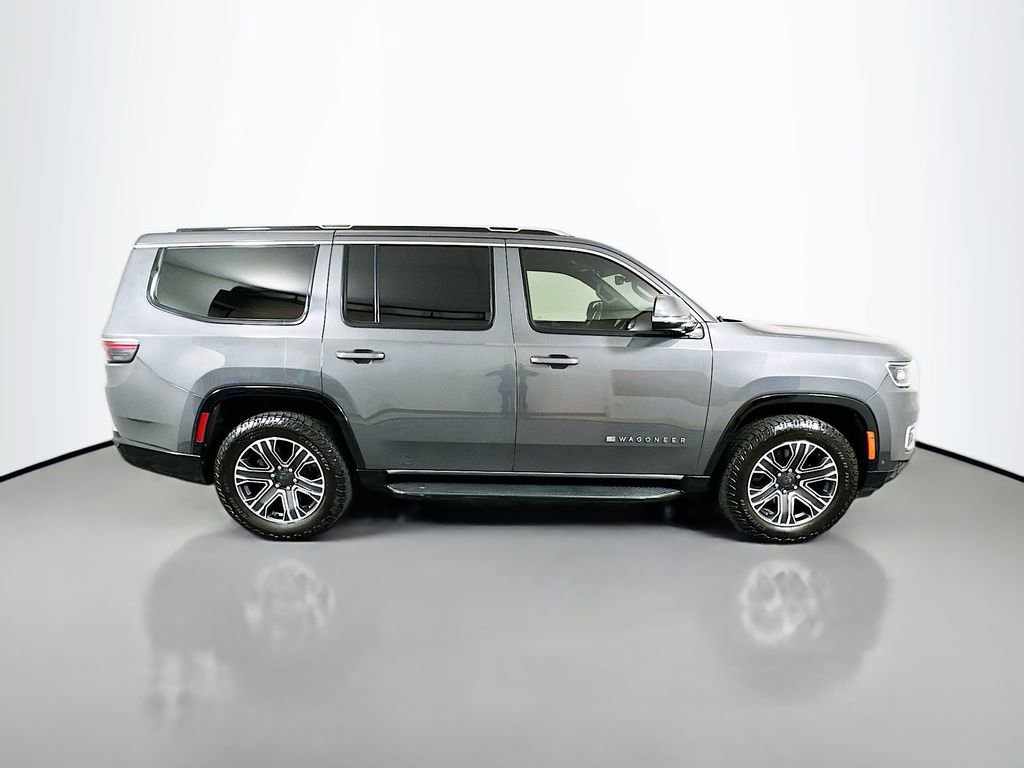 Used 2022 Jeep Wagoneer Series III AWD/4WD image 4