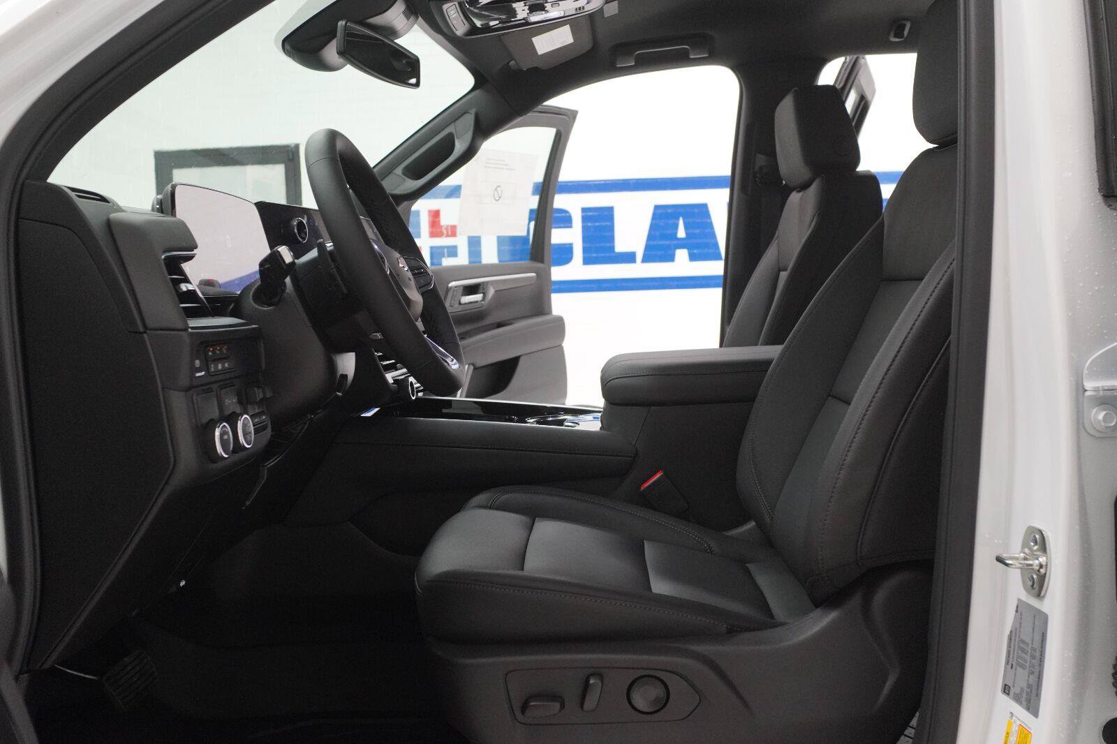 New 2026 Chevrolet Tahoe LT RWD image 6