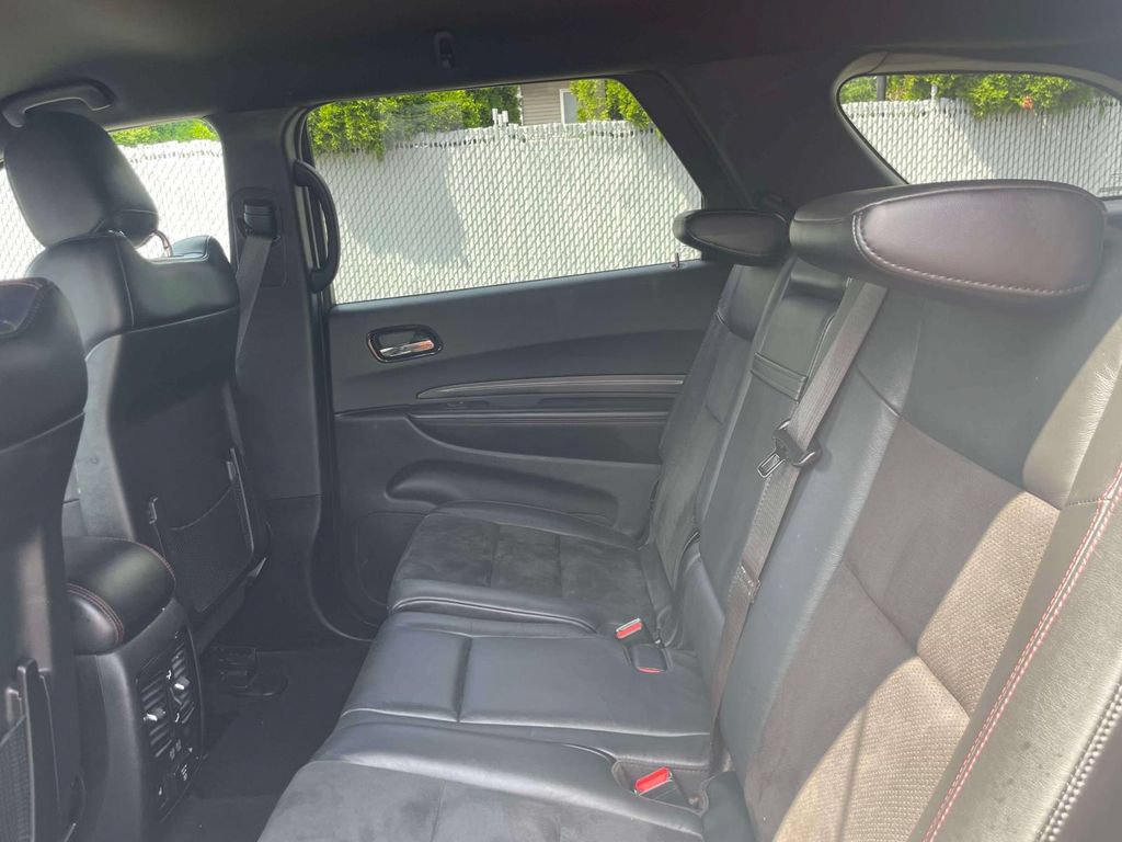 Used 2022 Dodge Durango R/T w/ Blacktop Package AWD/4WD image 11