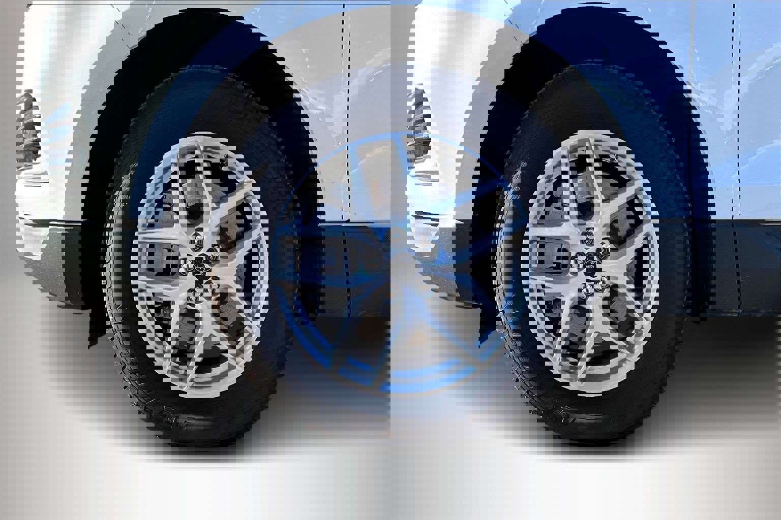 Used 2024 Ford Edge SEL image 33